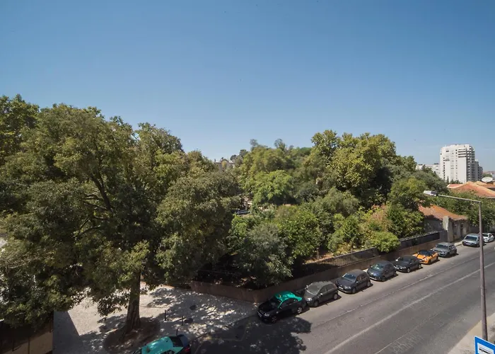 Houze Four Bedroom Near Zoo *
